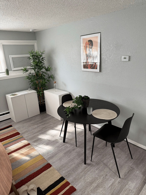 Floor plan for studio, 1 bath, 450 sqft